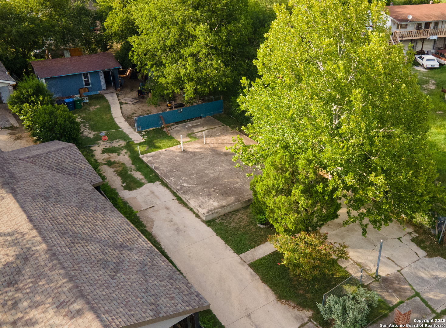 6511 Marcum Dr