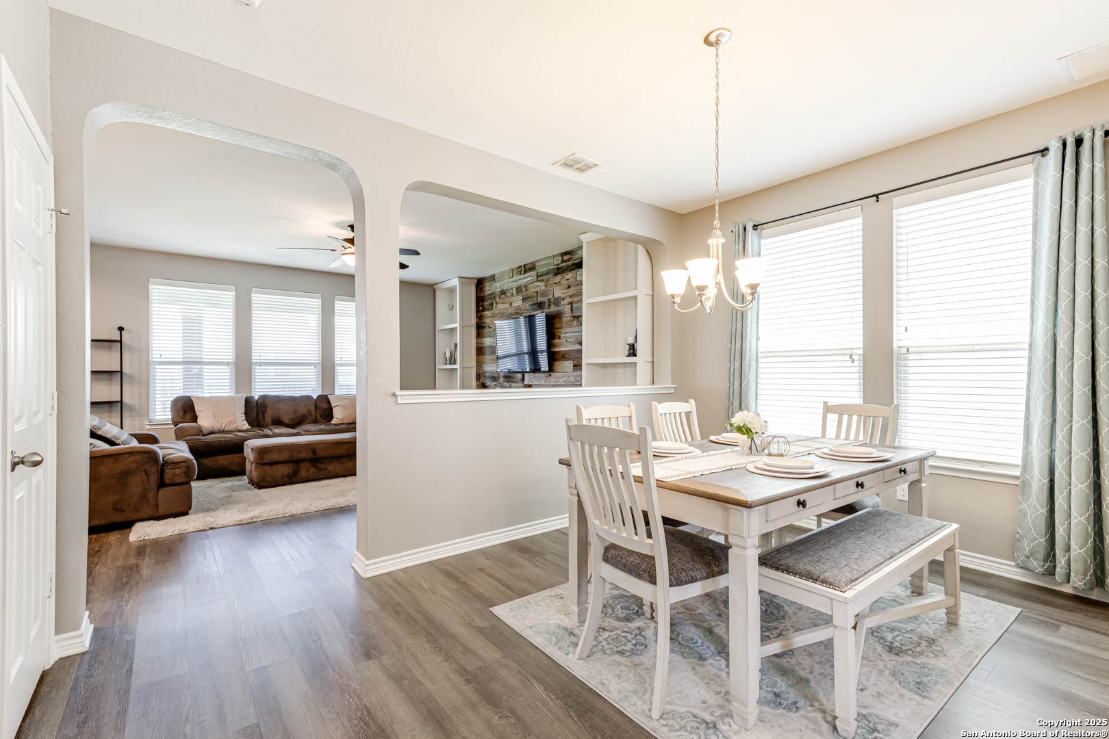 11521 Turmoil Curv