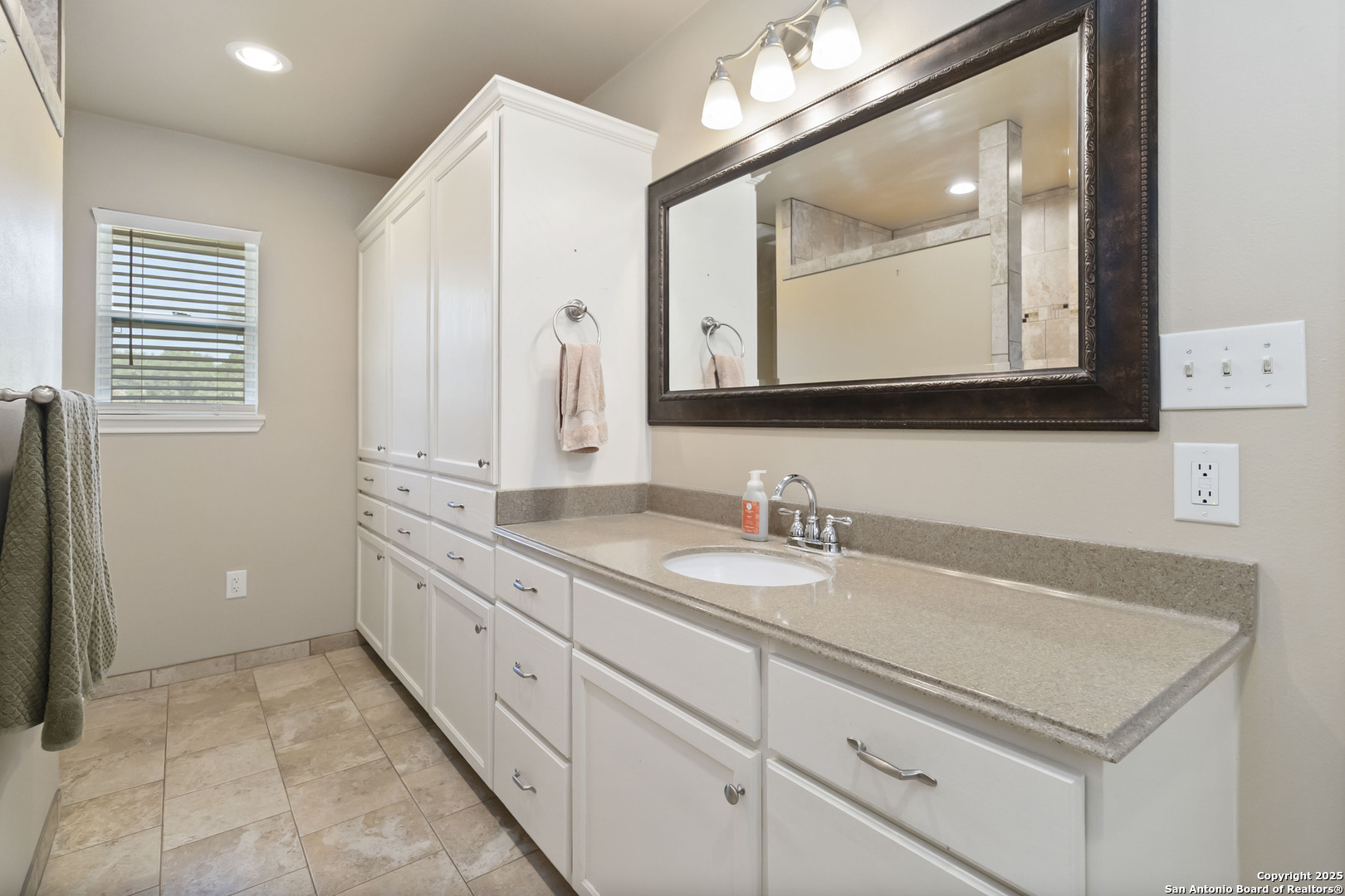 10406 Park Road 37