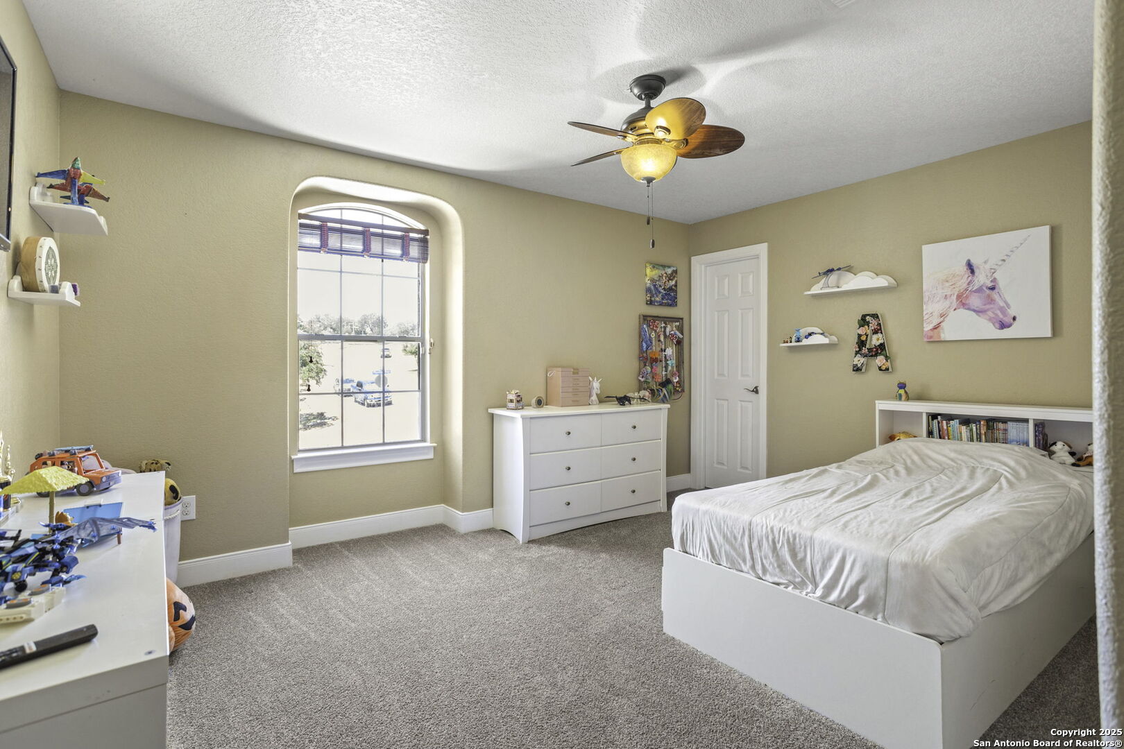 4502 Manitou Bay