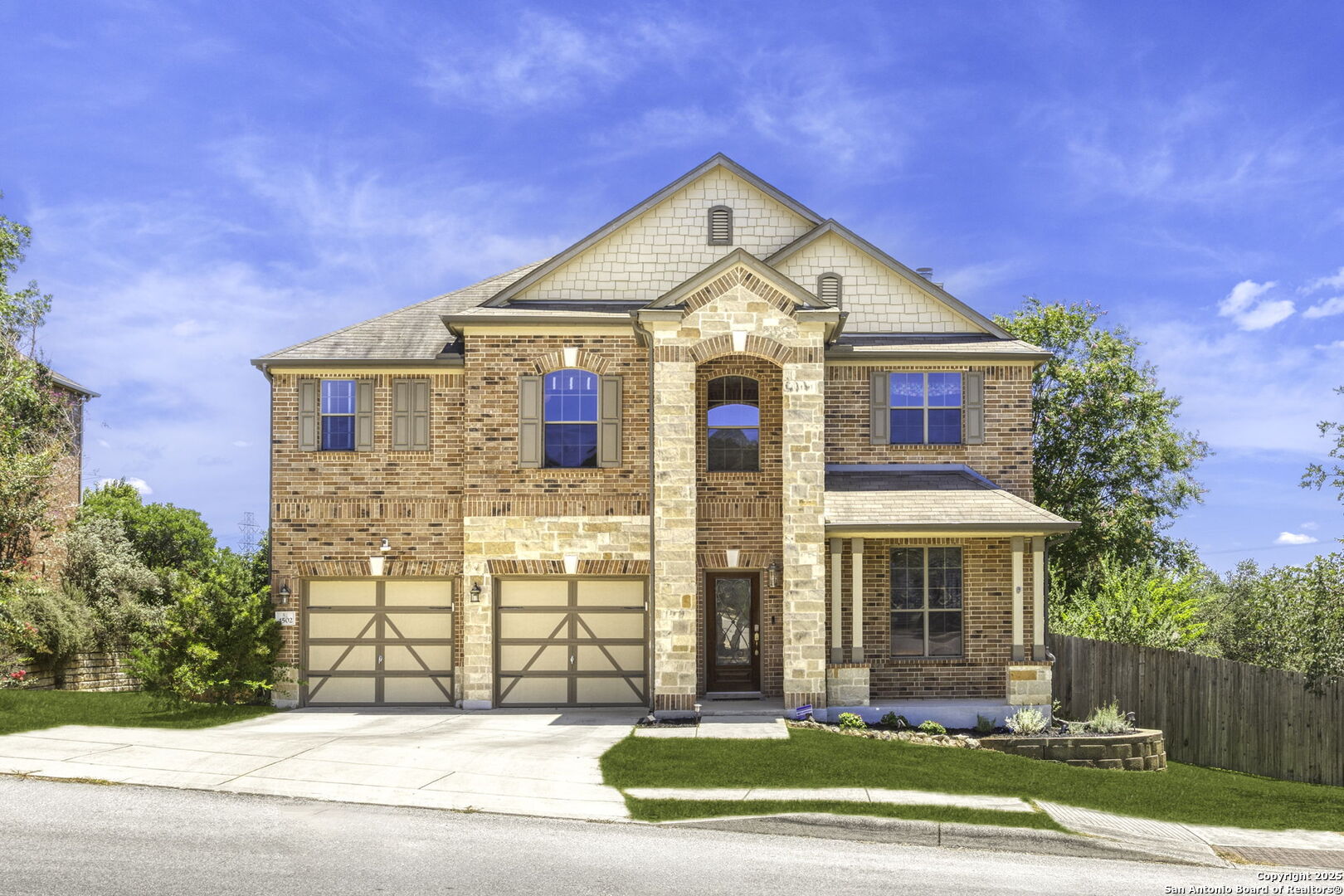 4502 Manitou Bay