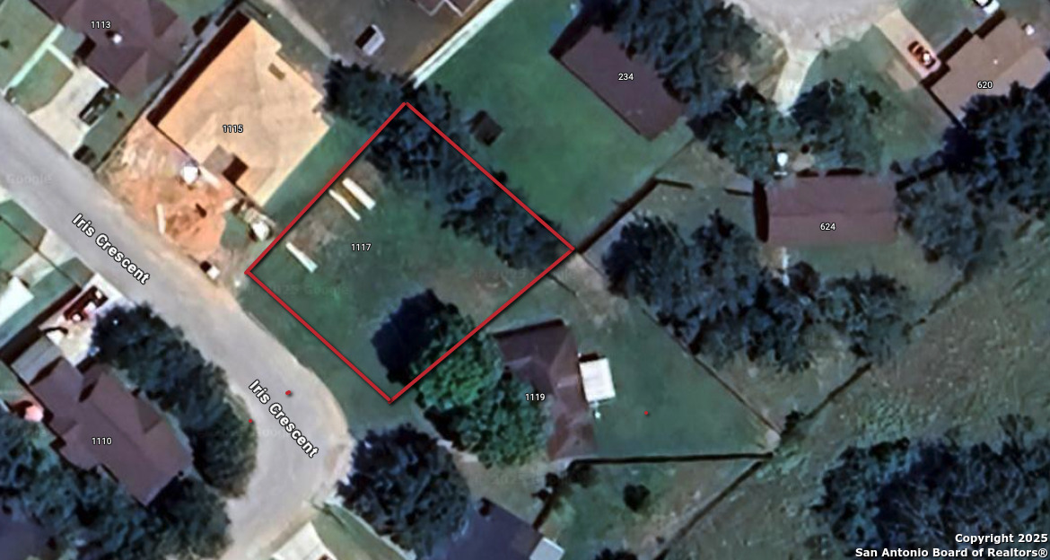 1117 Iris Crescent