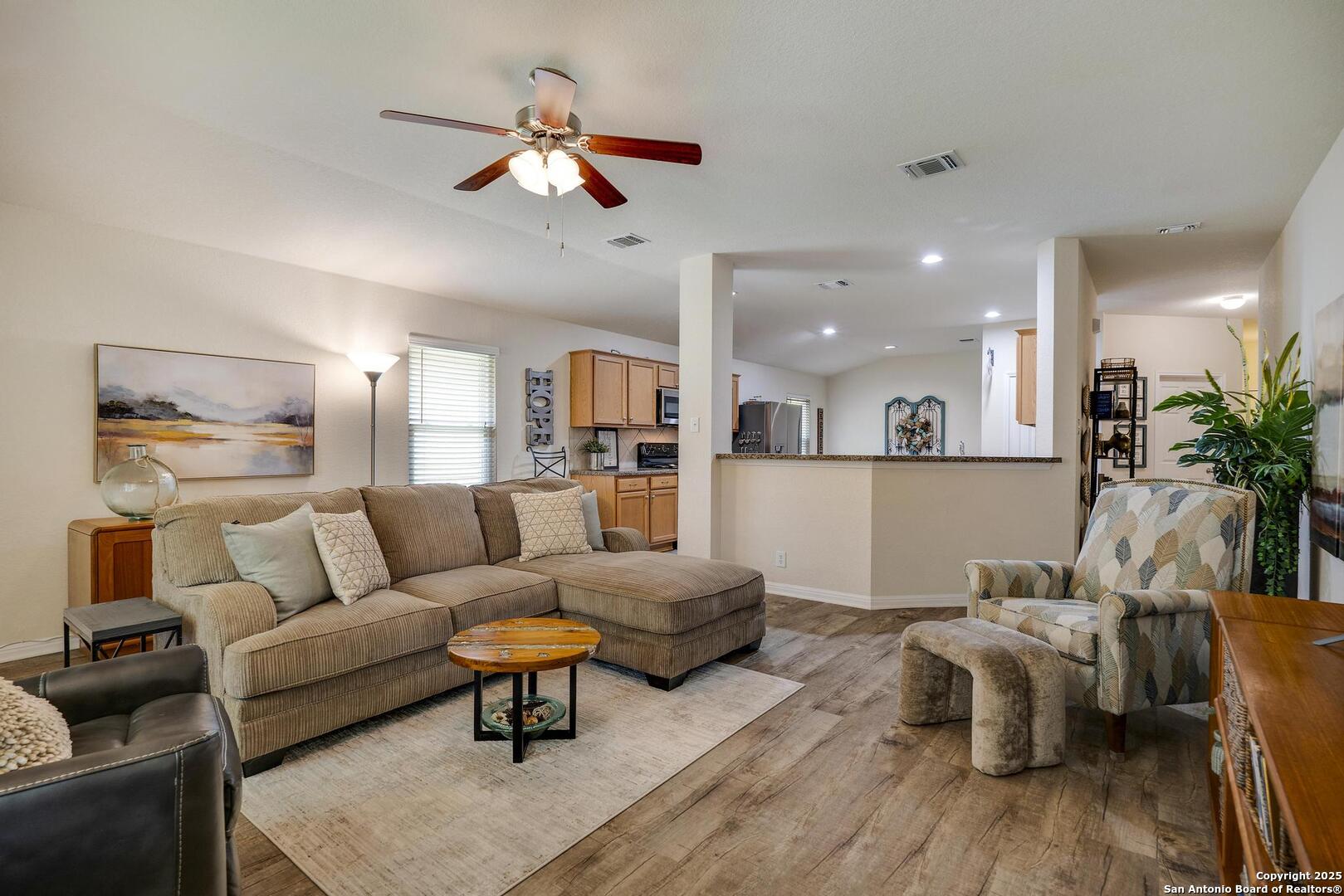 6546 Charles Field