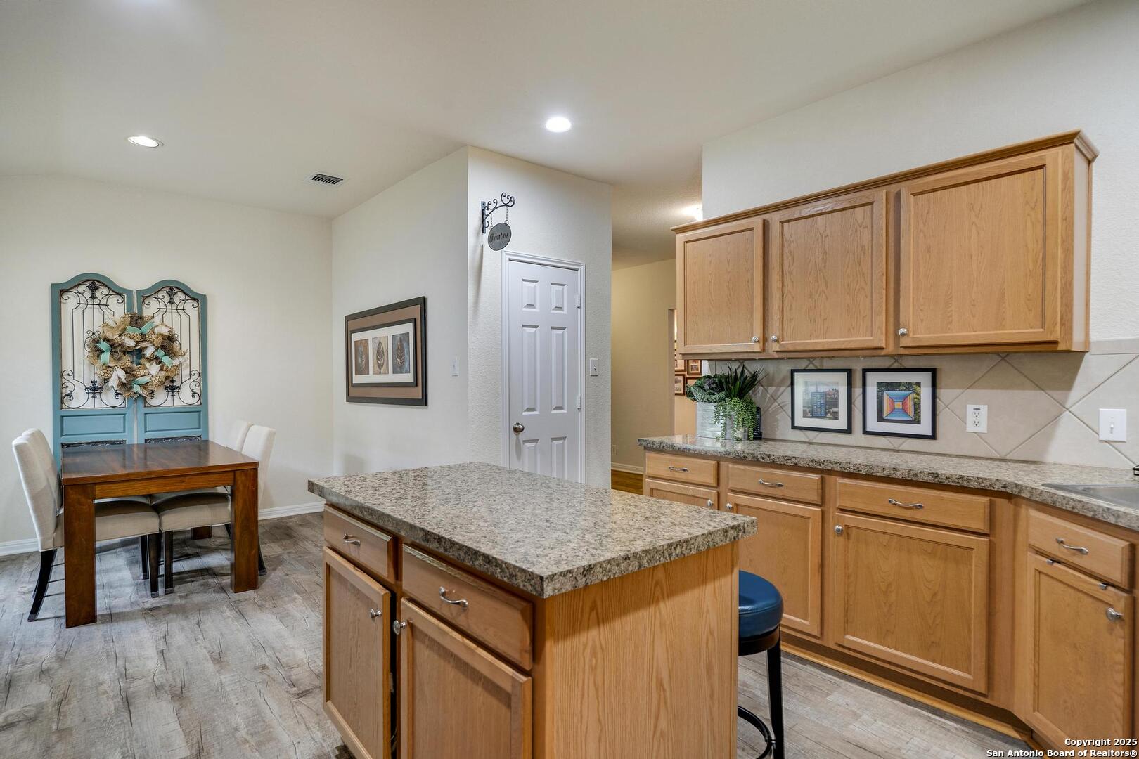 6546 Charles Field