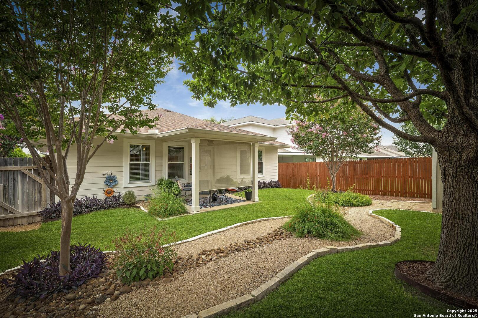 6546 Charles Field