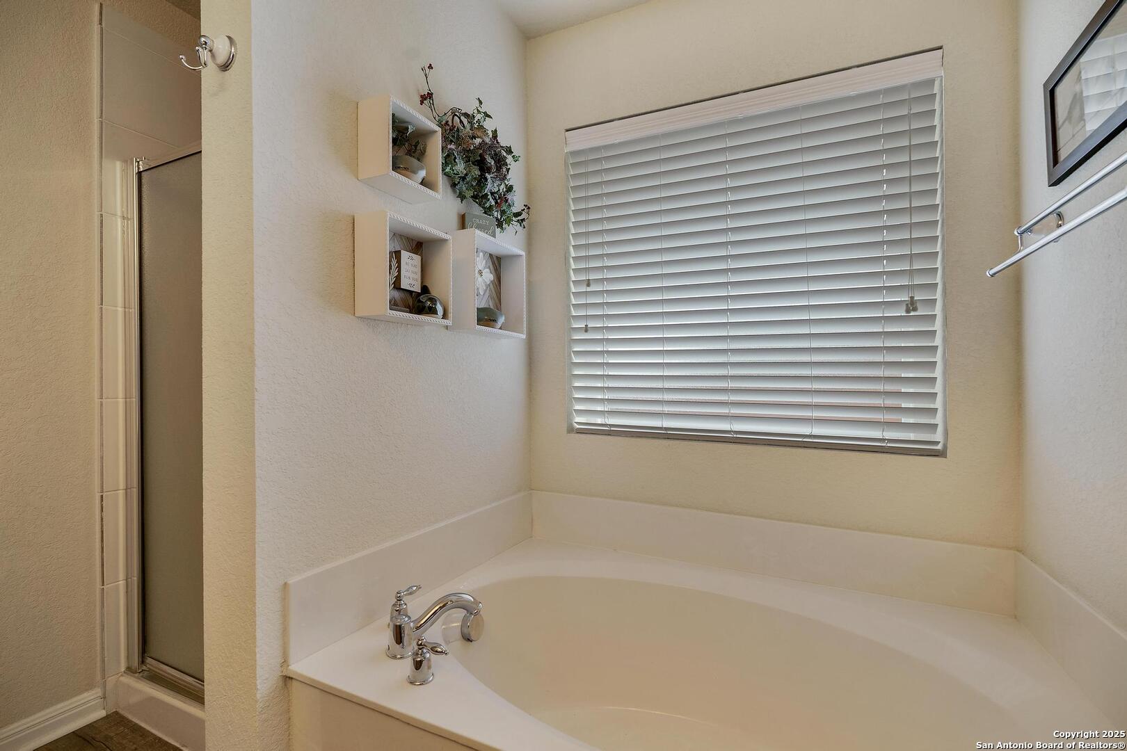 6546 Charles Field