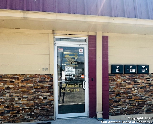 2307 Bandera Unit: 102
