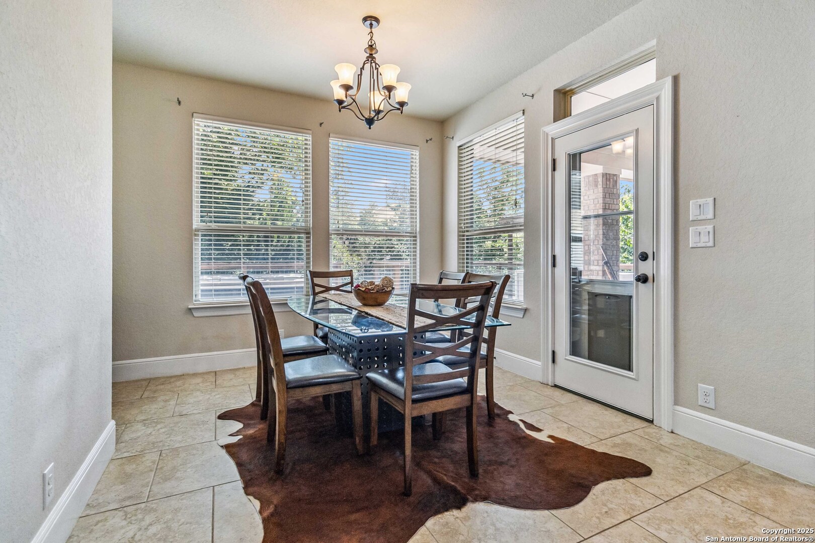 8910 Azalea Pointe