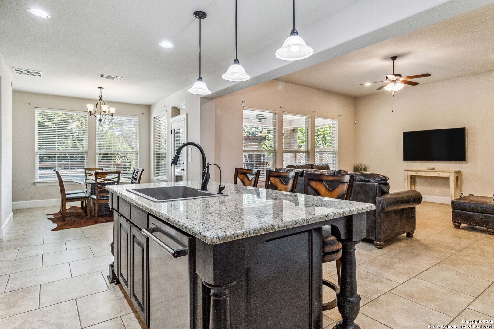 8910 Azalea Pointe