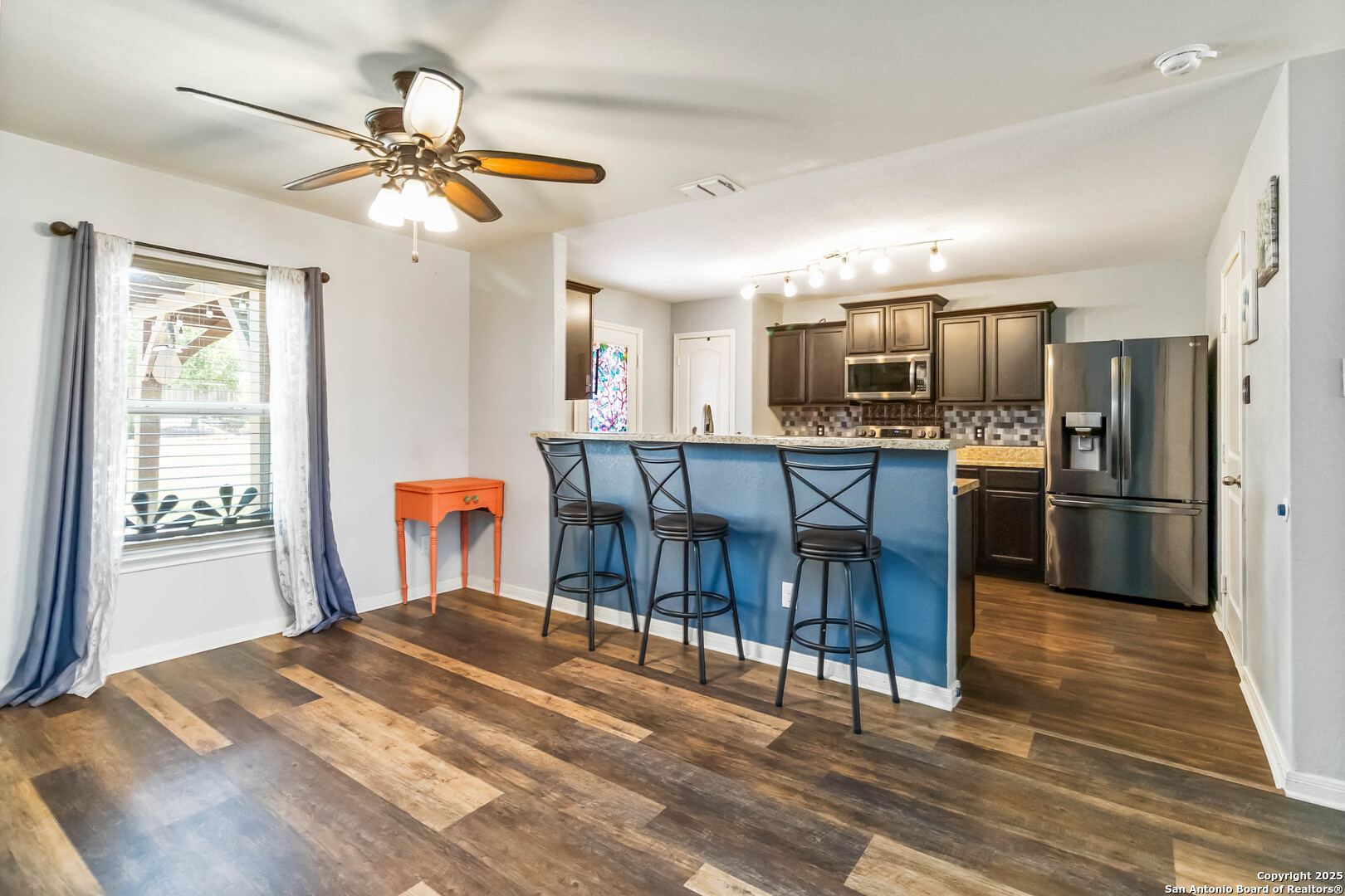 6423 Woodcliff Bend