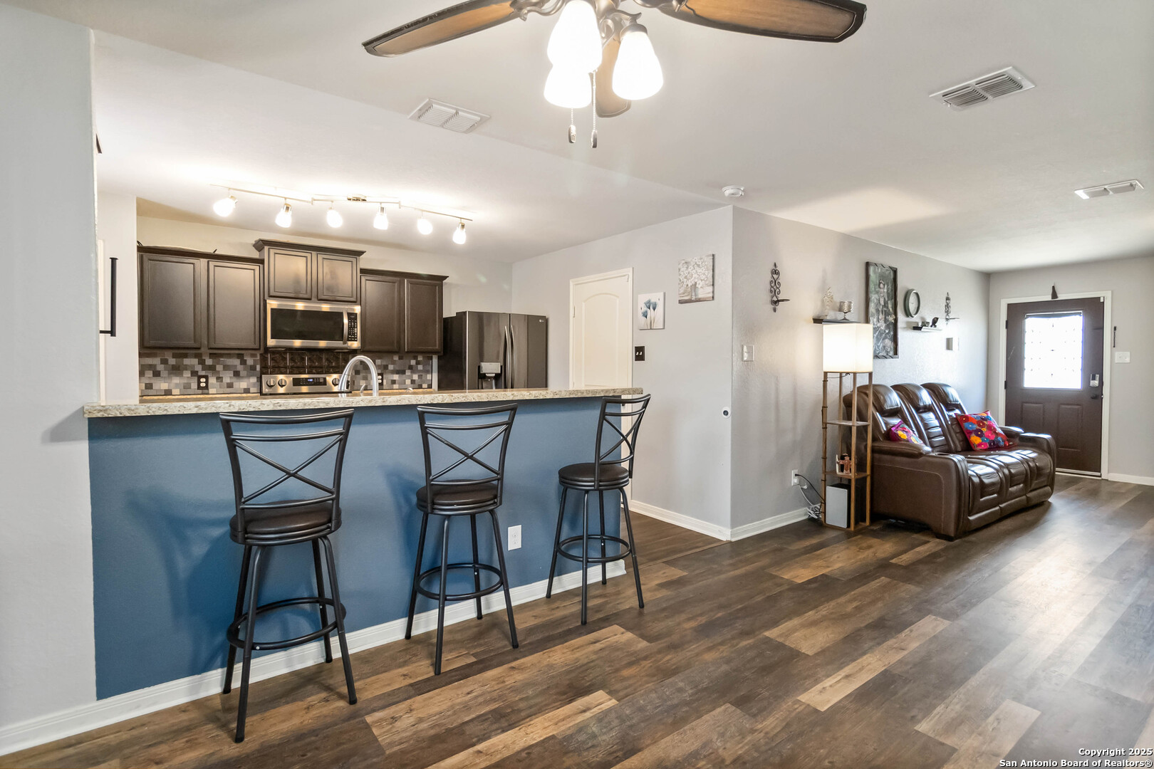 6423 Woodcliff Bend