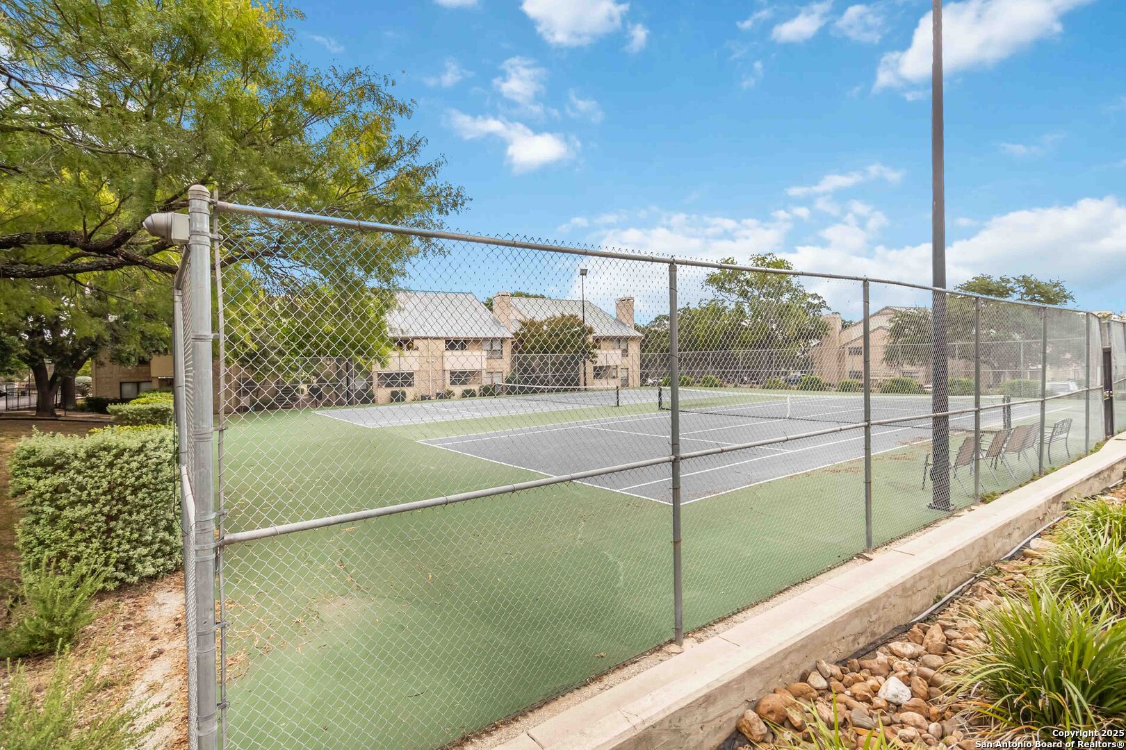 11843 Braesview Unit: 1807