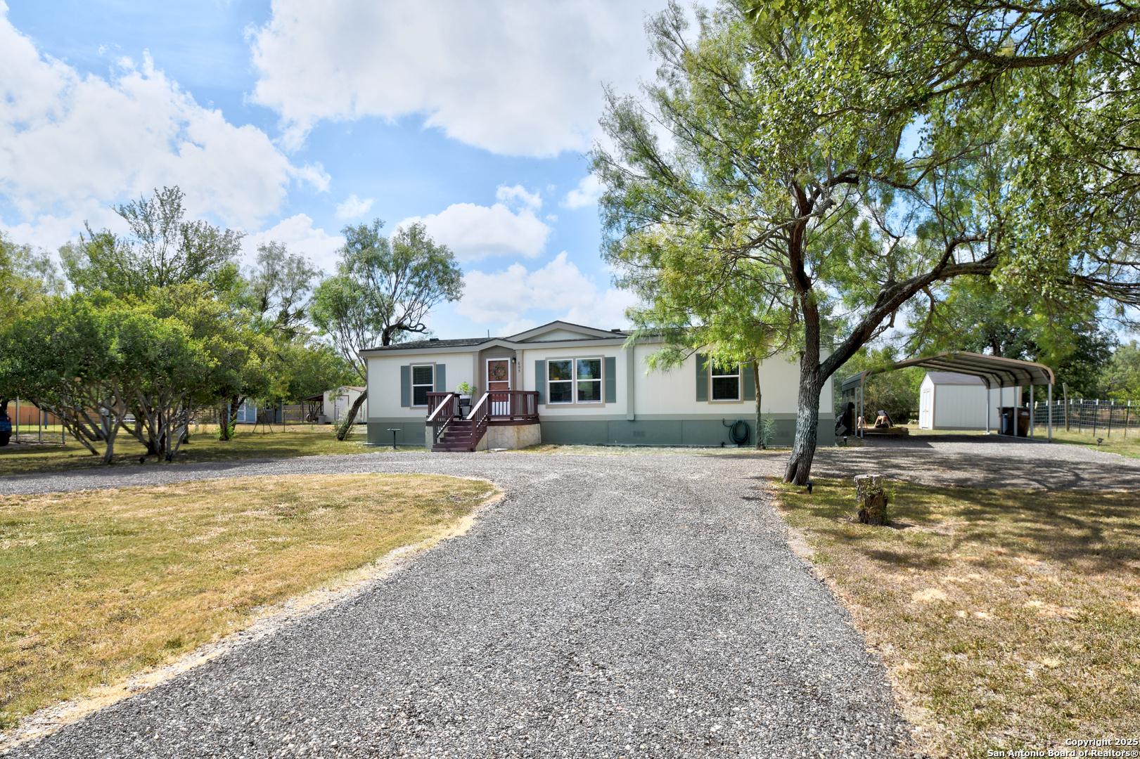 605 County Road 3821