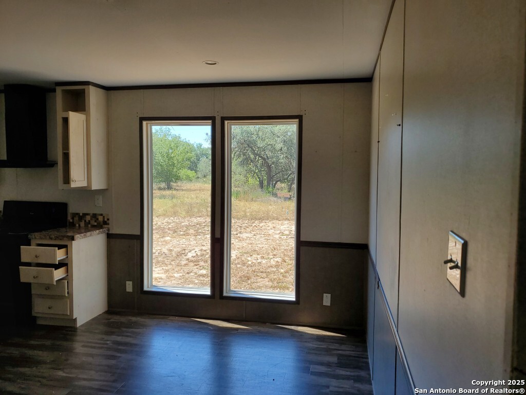 1005 Spur Ridge