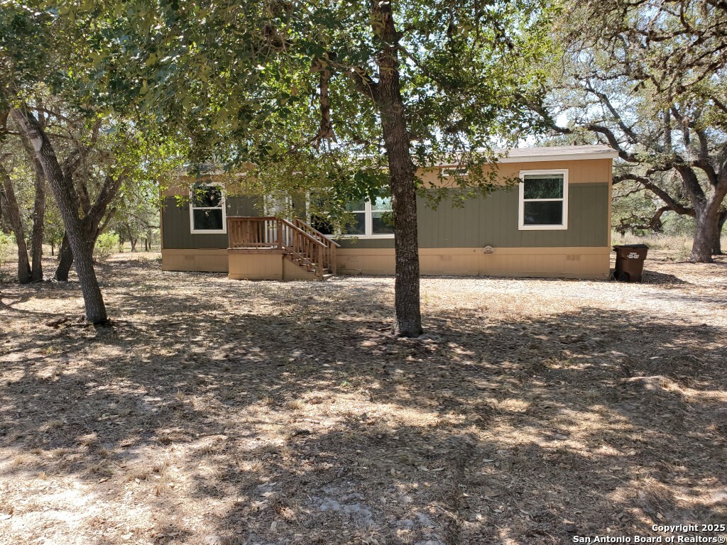 1005 Spur Ridge