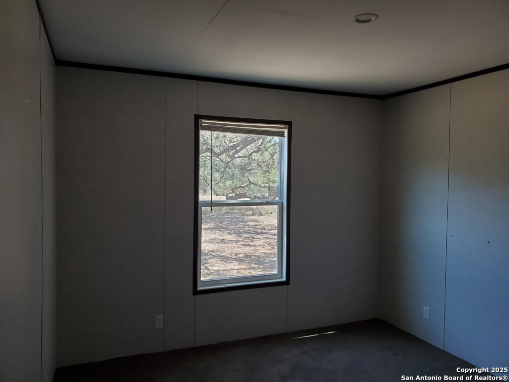 1005 Spur Ridge