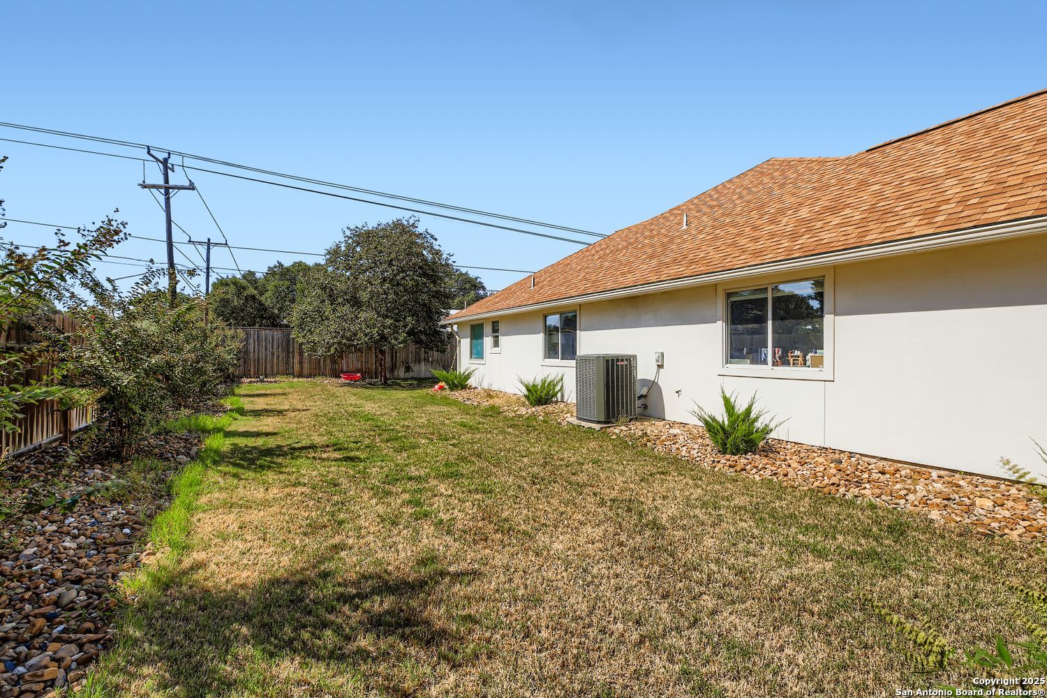 1302 Brook Blf