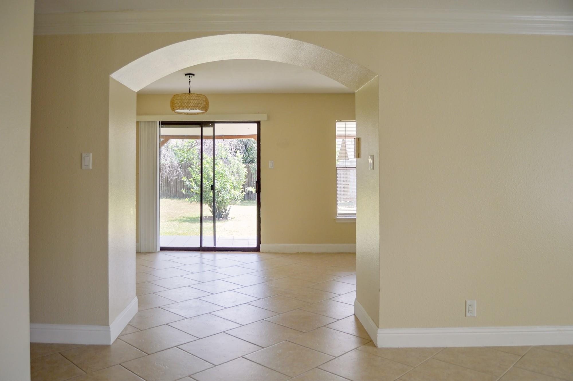 2909 Donnell DR