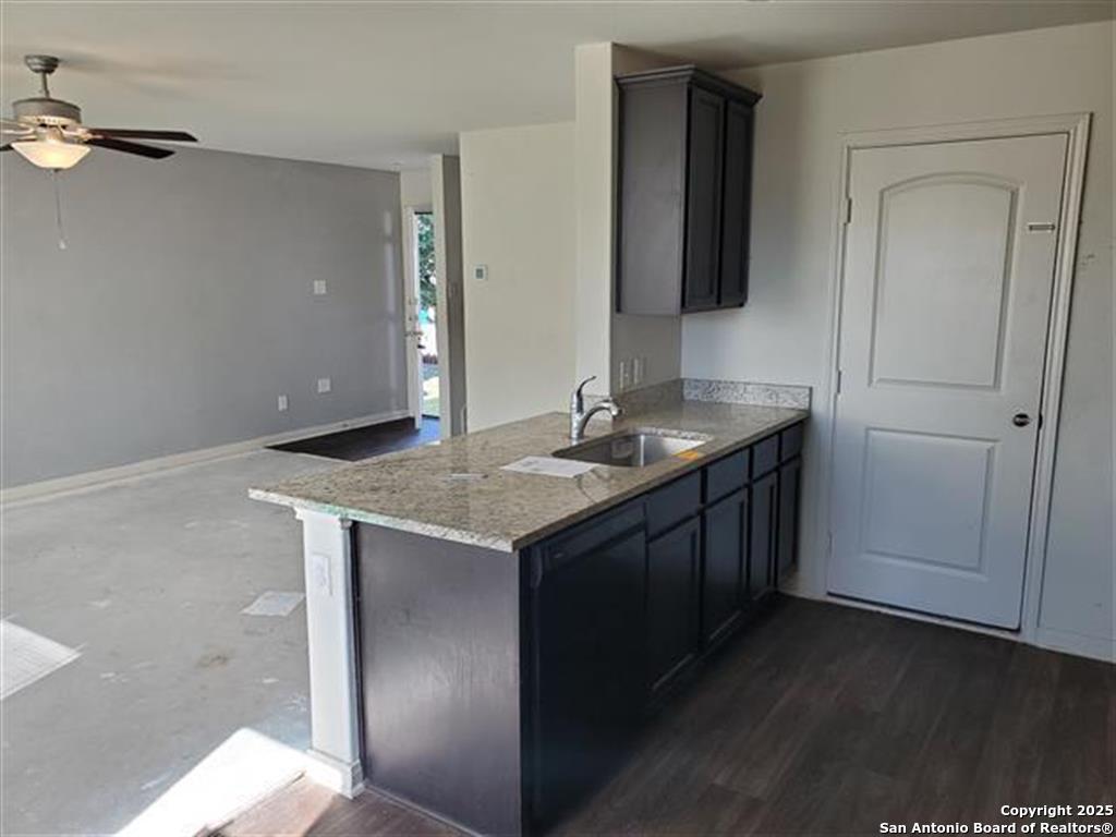 3142 GILBERT GARDEN