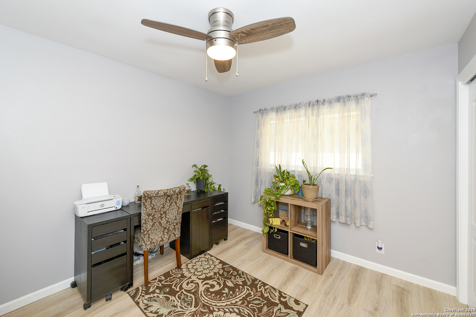 5302 Walnut Vista