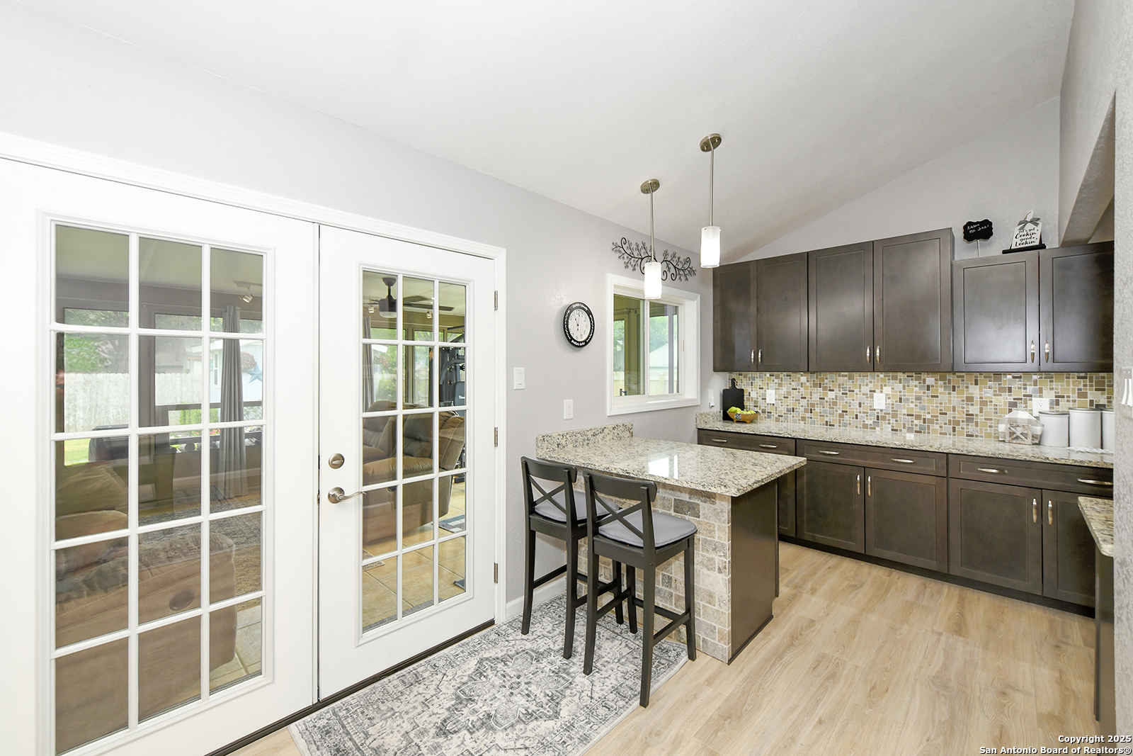 5302 Walnut Vista