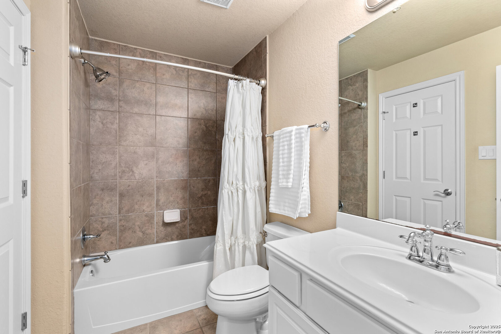 7207 Hovingham
