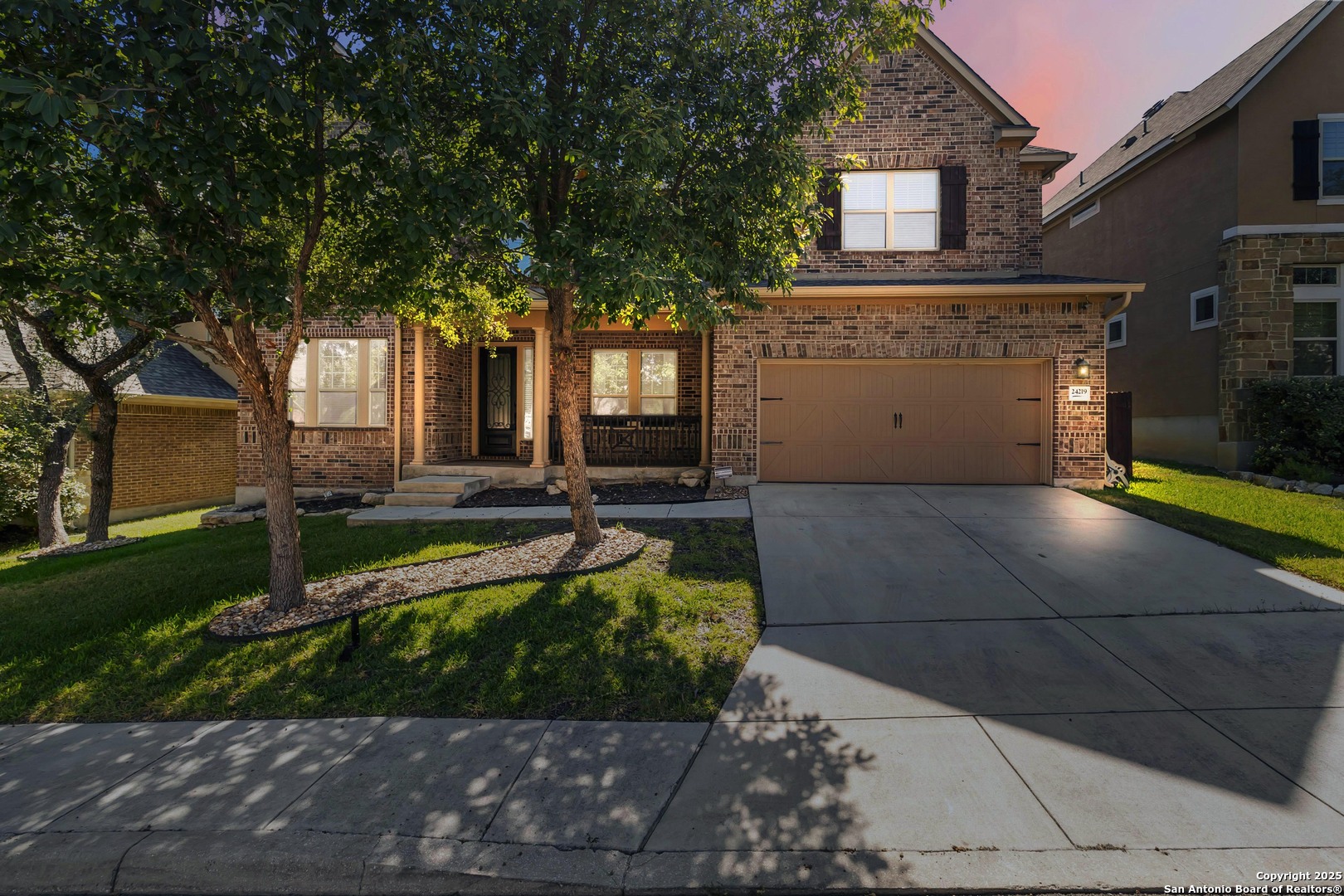 24219 Artisan Gate