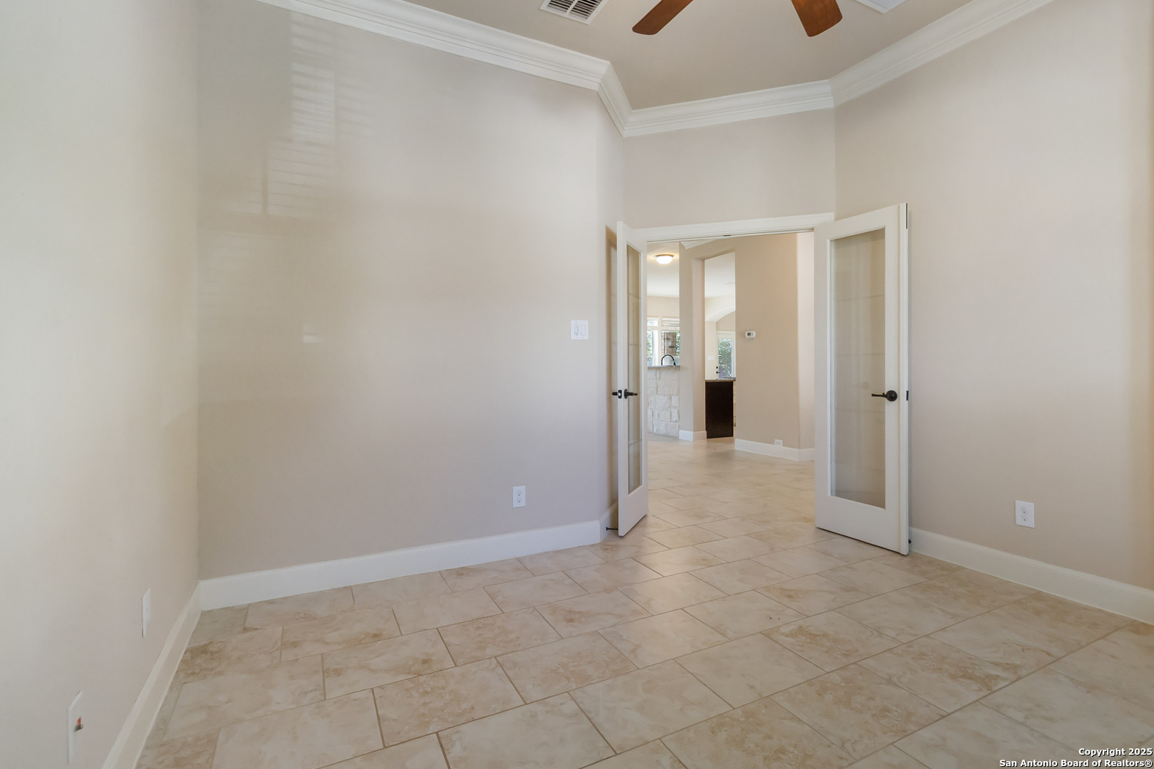 24219 Artisan Gate