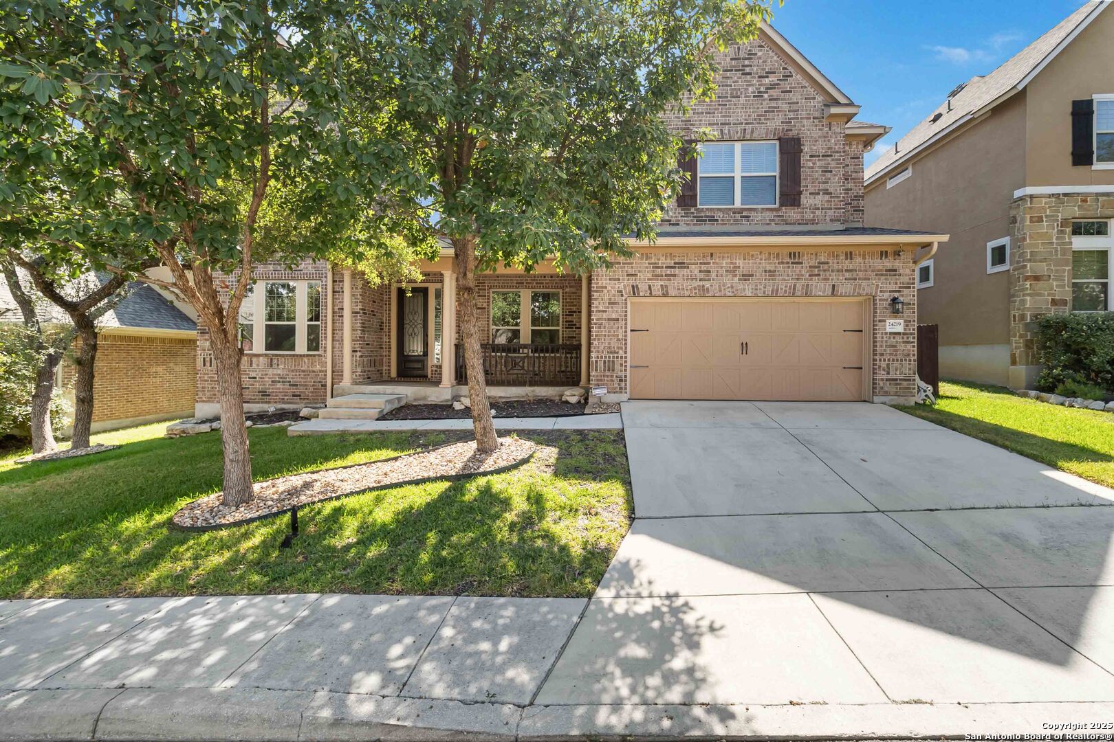 24219 Artisan Gate