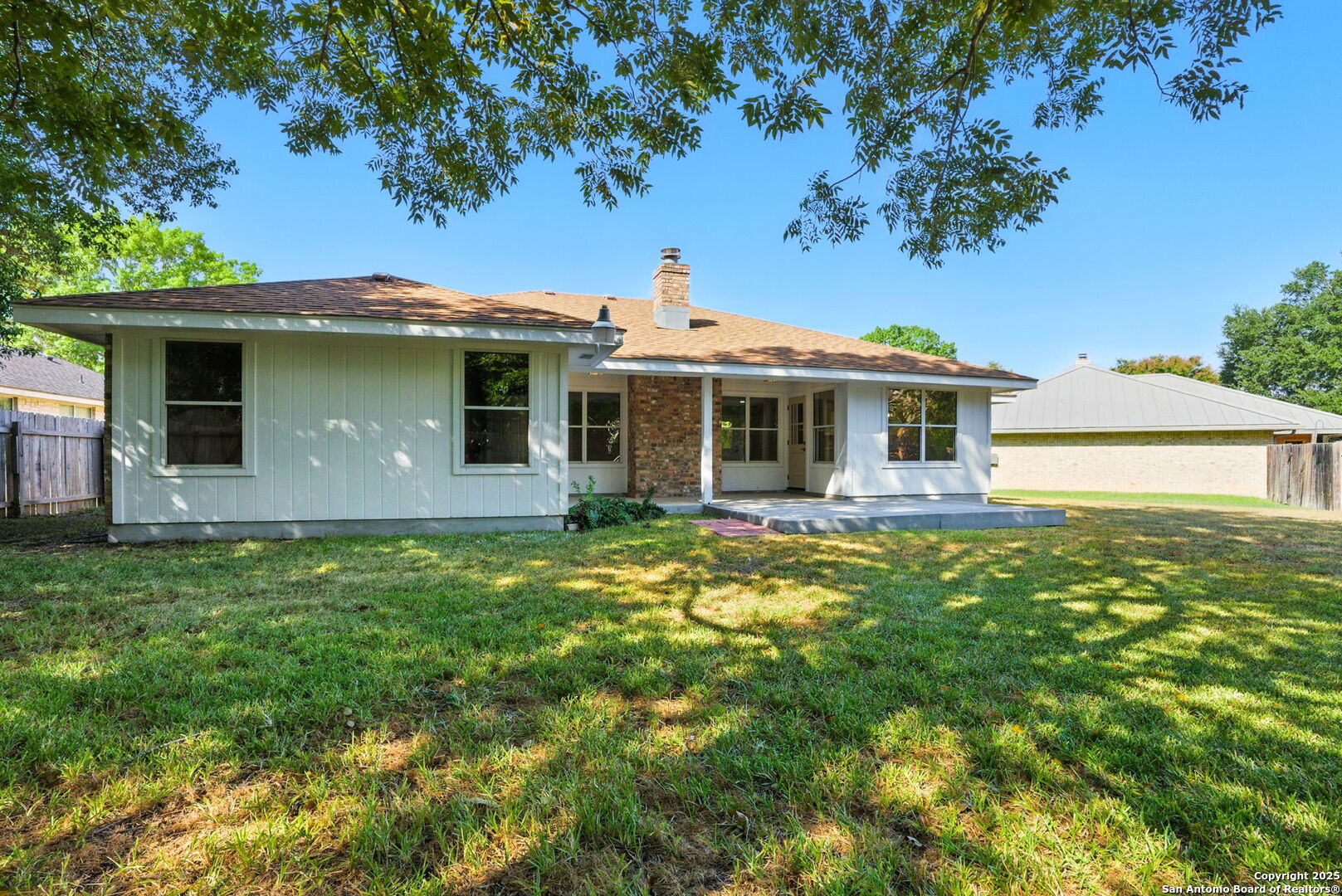 1280 Fox Glen