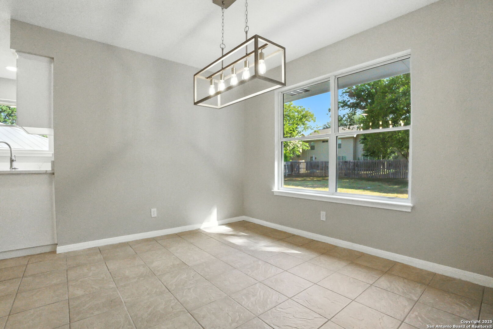 1280 Fox Glen