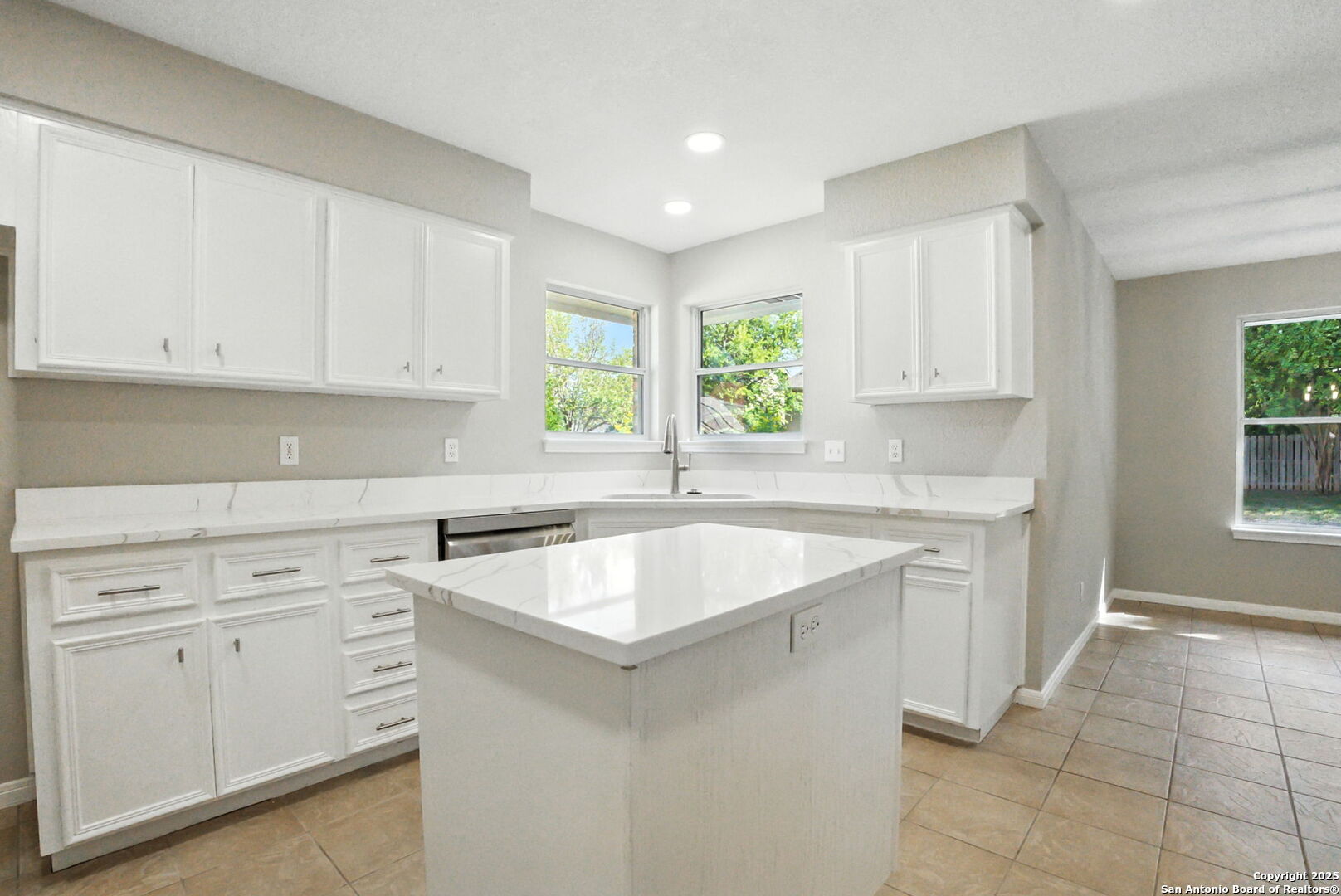 1280 Fox Glen