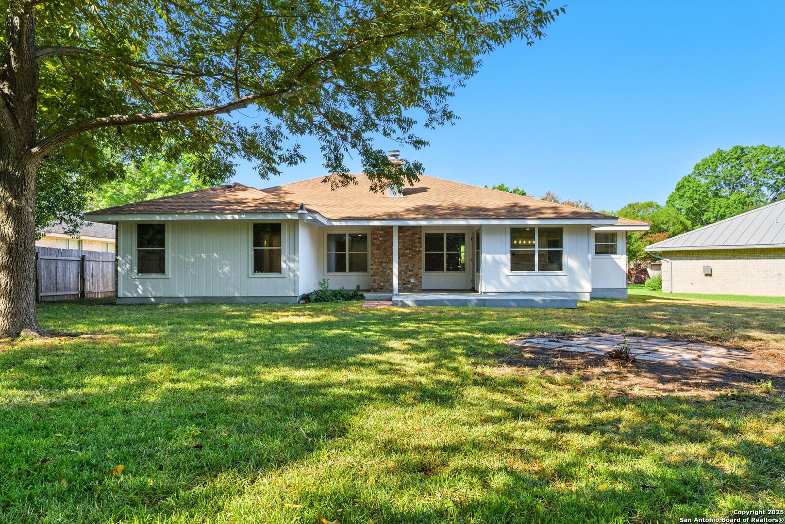 1280 Fox Glen