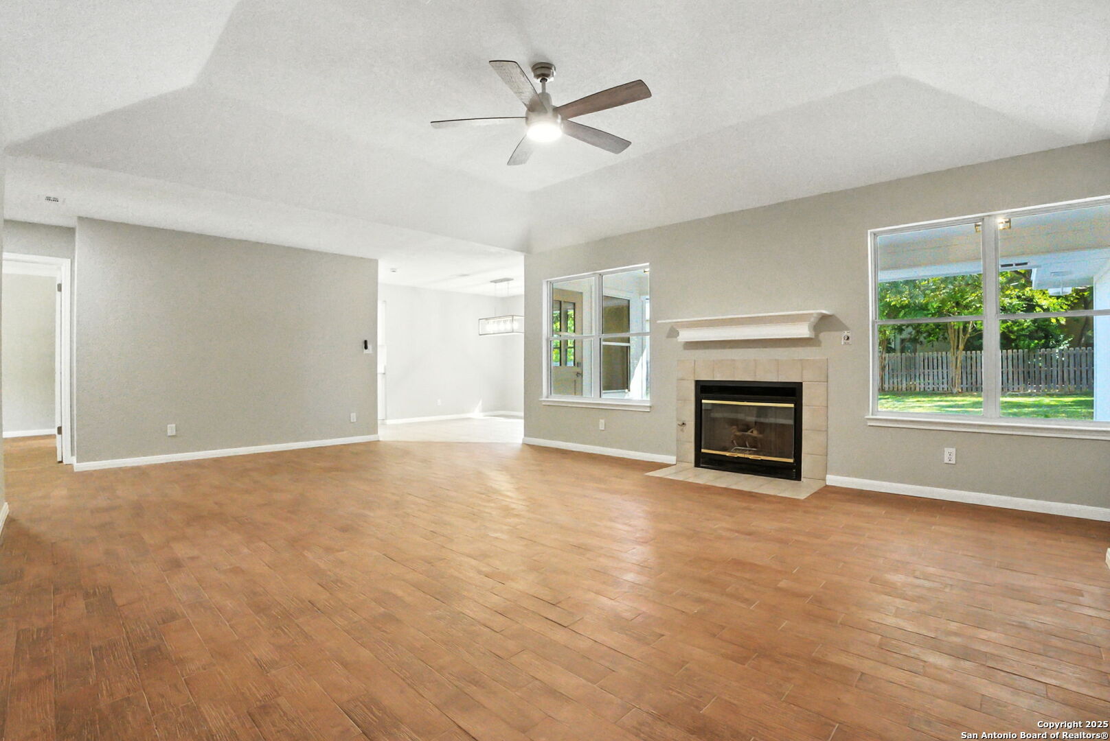 1280 Fox Glen