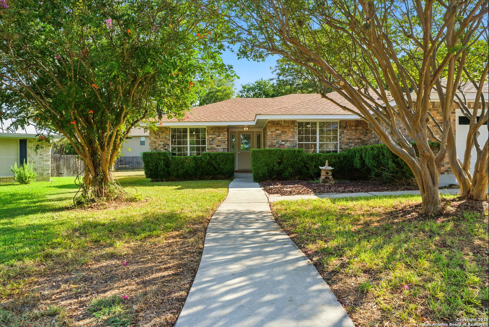 1280 Fox Glen