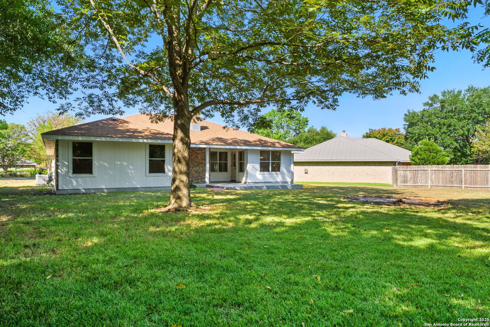 1280 Fox Glen