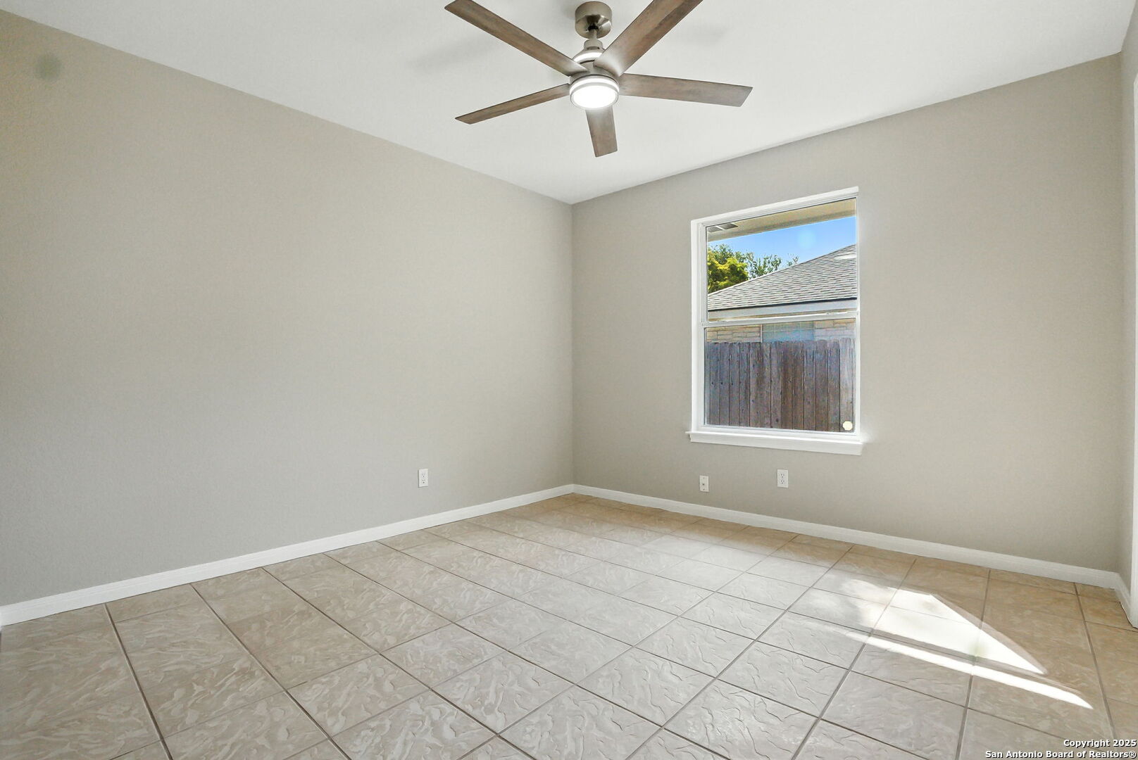 1280 Fox Glen