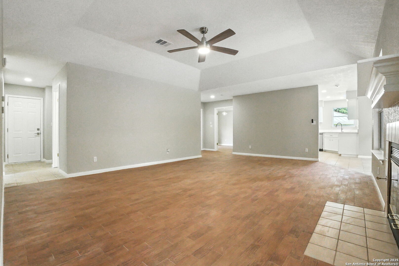 1280 Fox Glen