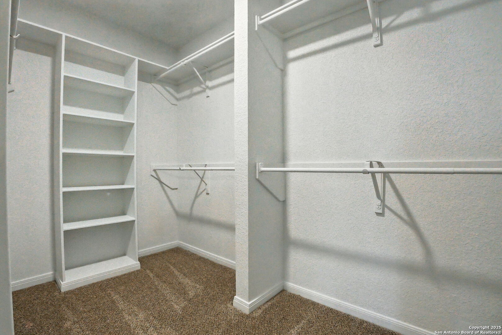 1280 Fox Glen