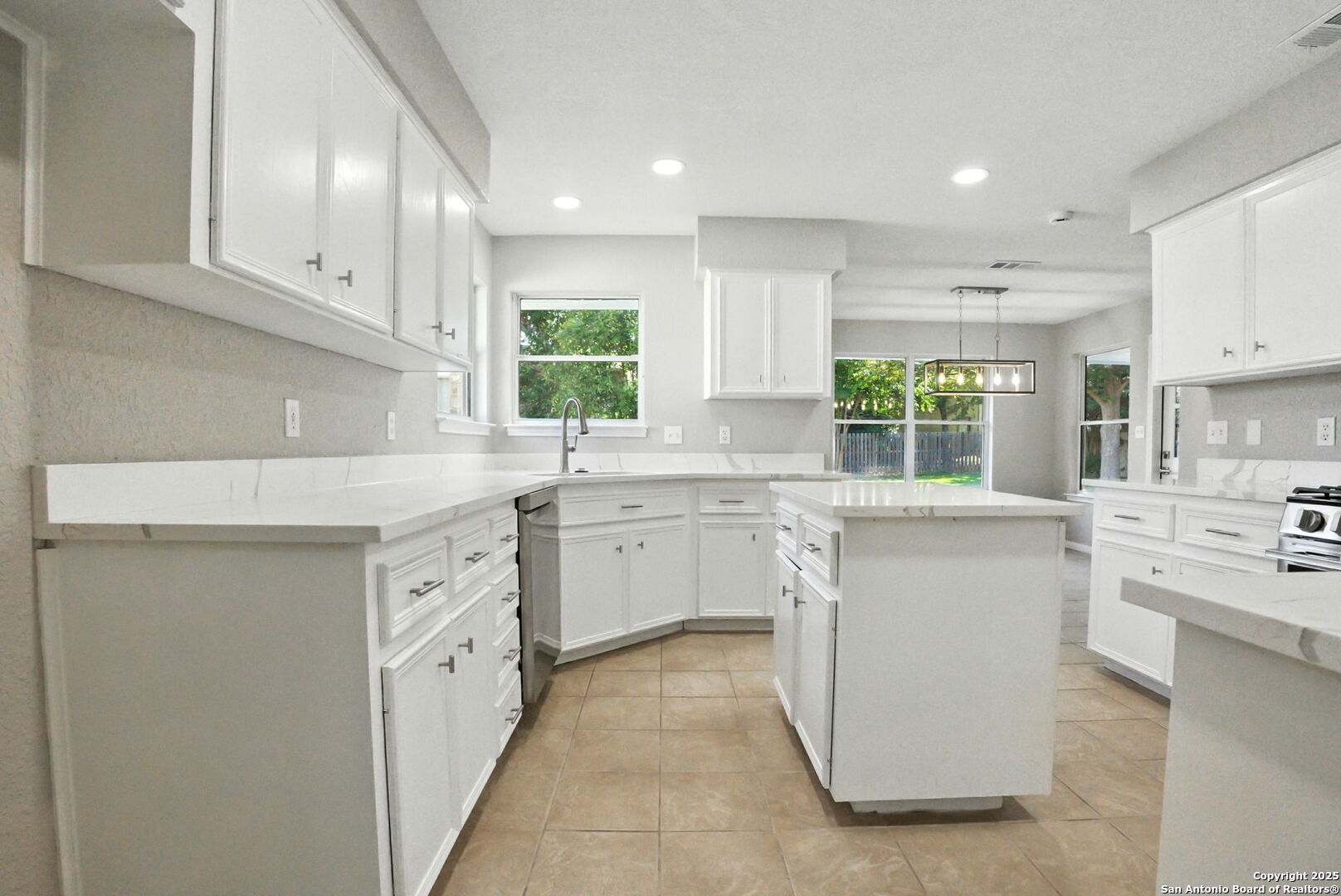 1280 Fox Glen