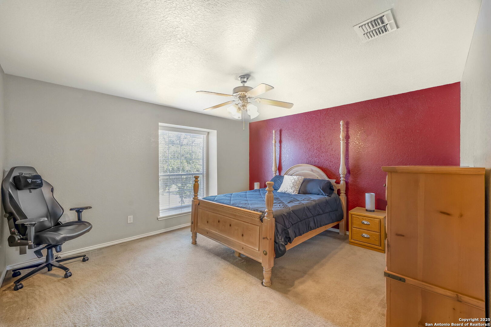 10526 Mustang Walk