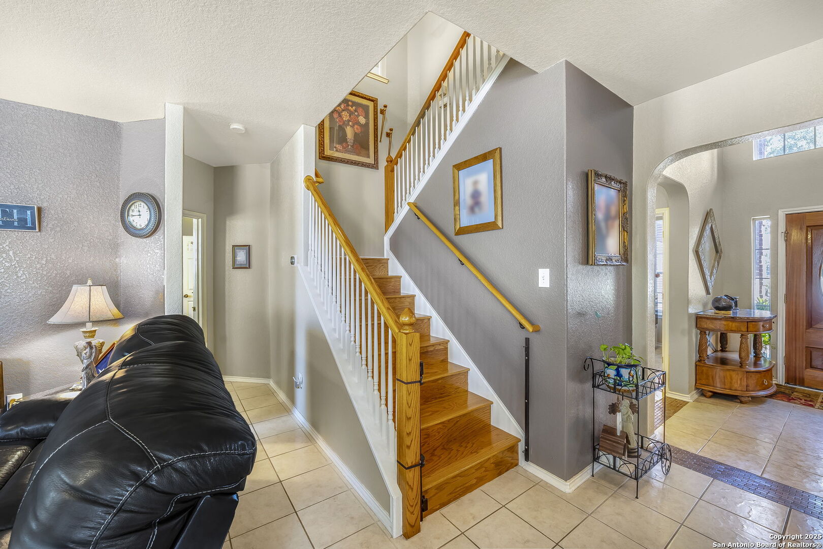 10526 Mustang Walk