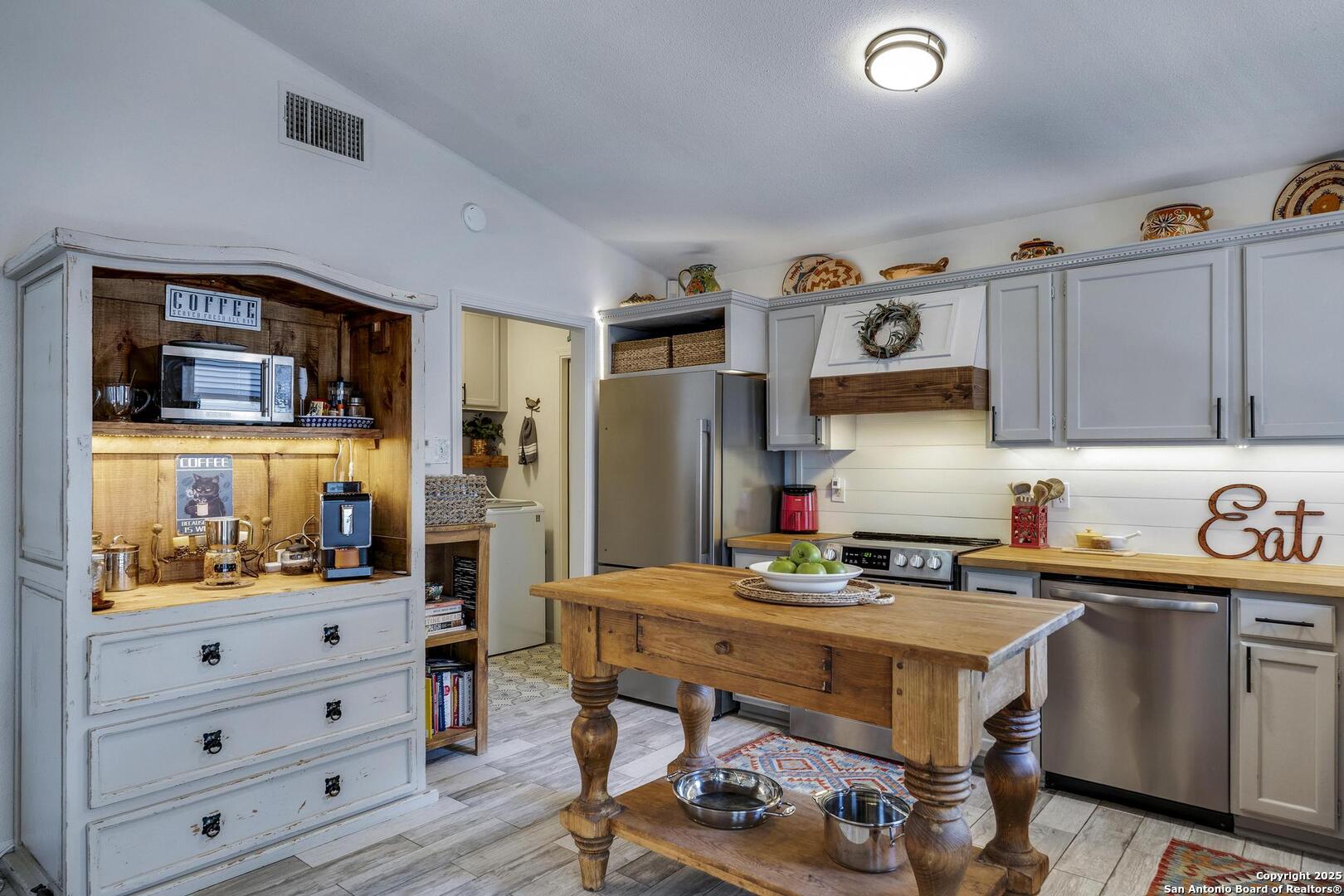 13642 Princes Knolls