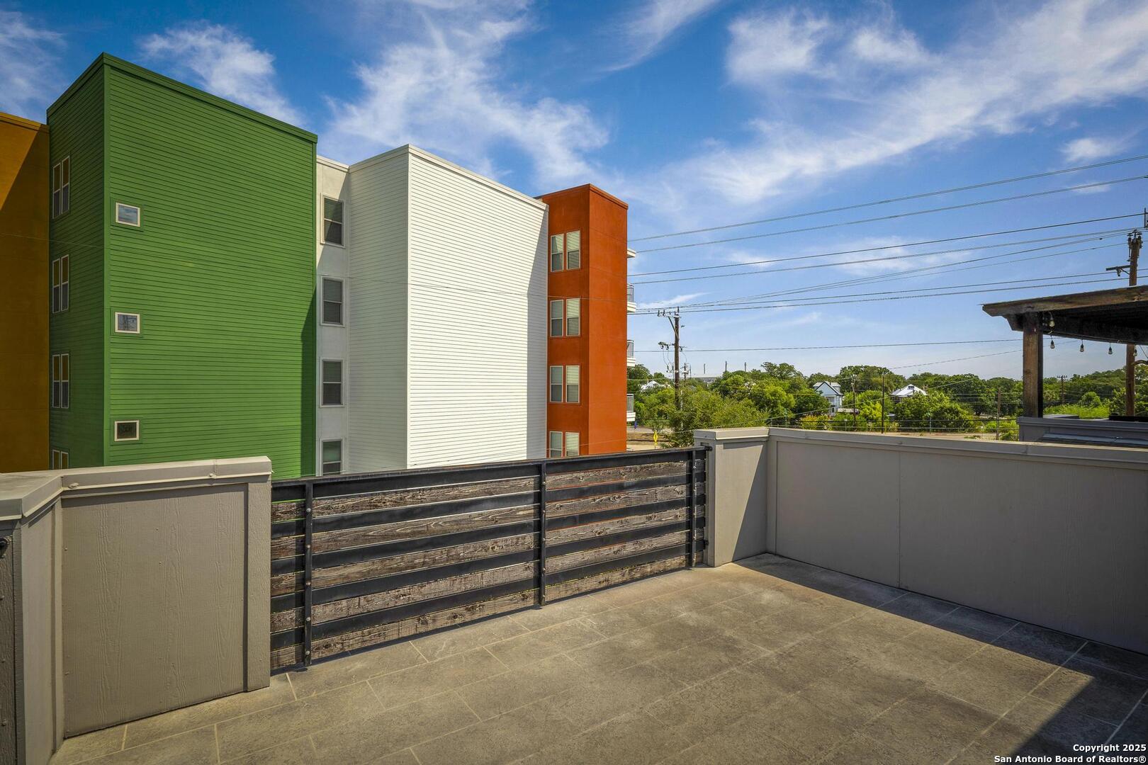 430 Clay St #11