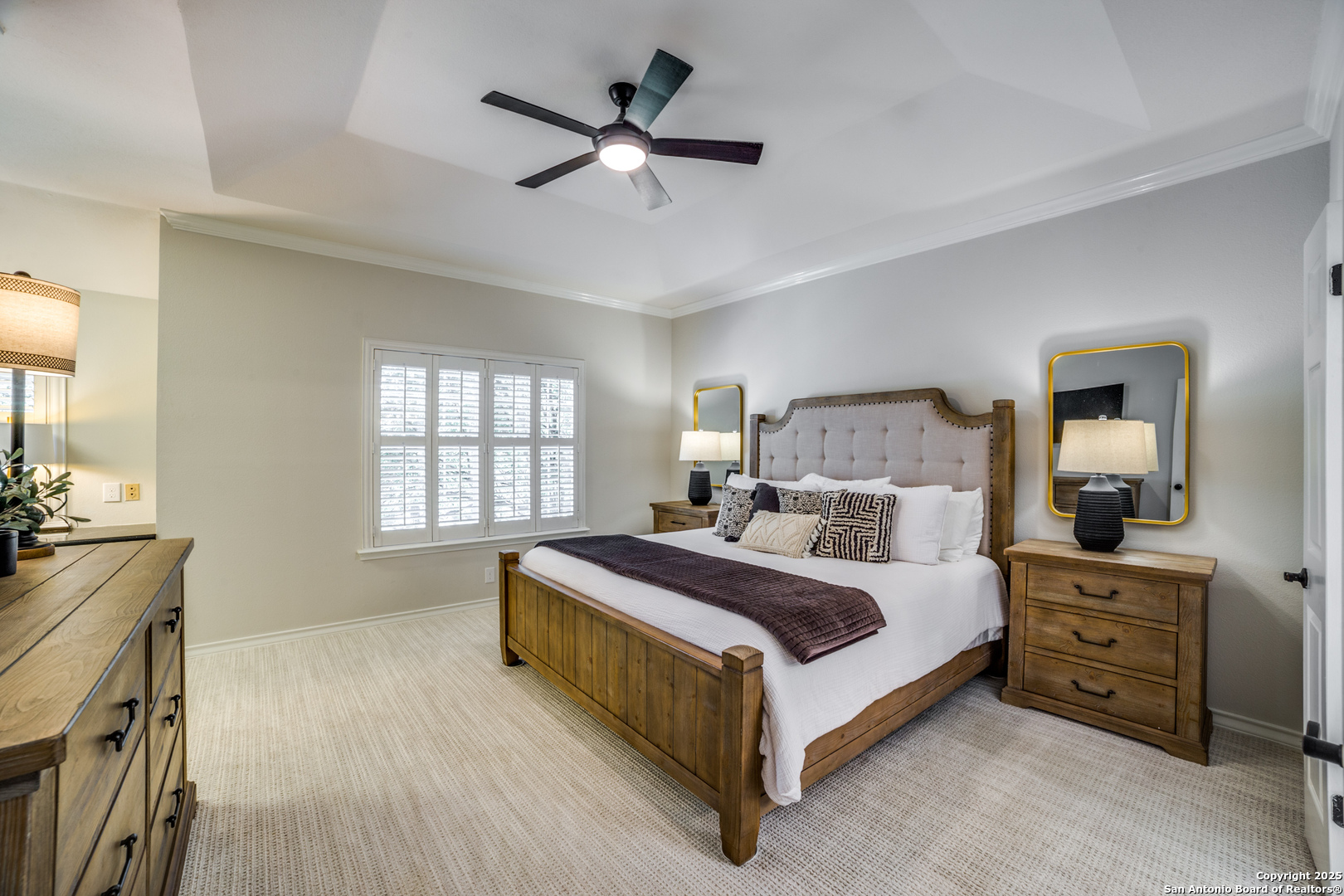 2242 Fawnfield