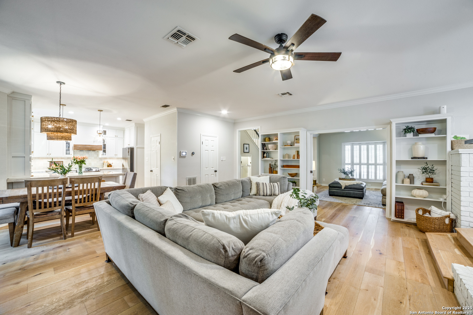 2242 Fawnfield