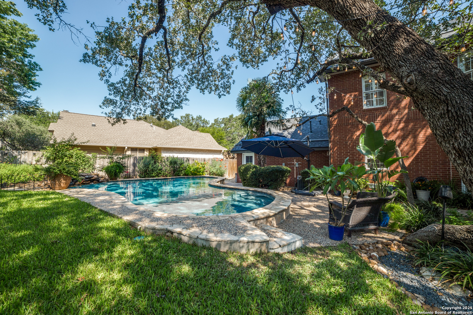 2242 Fawnfield