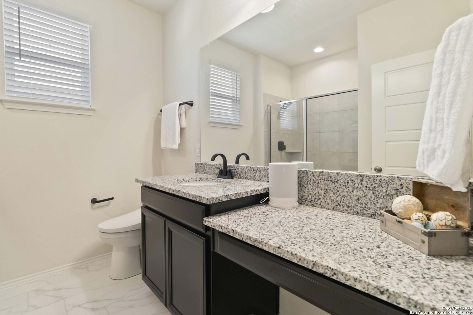 2275 Oak Run