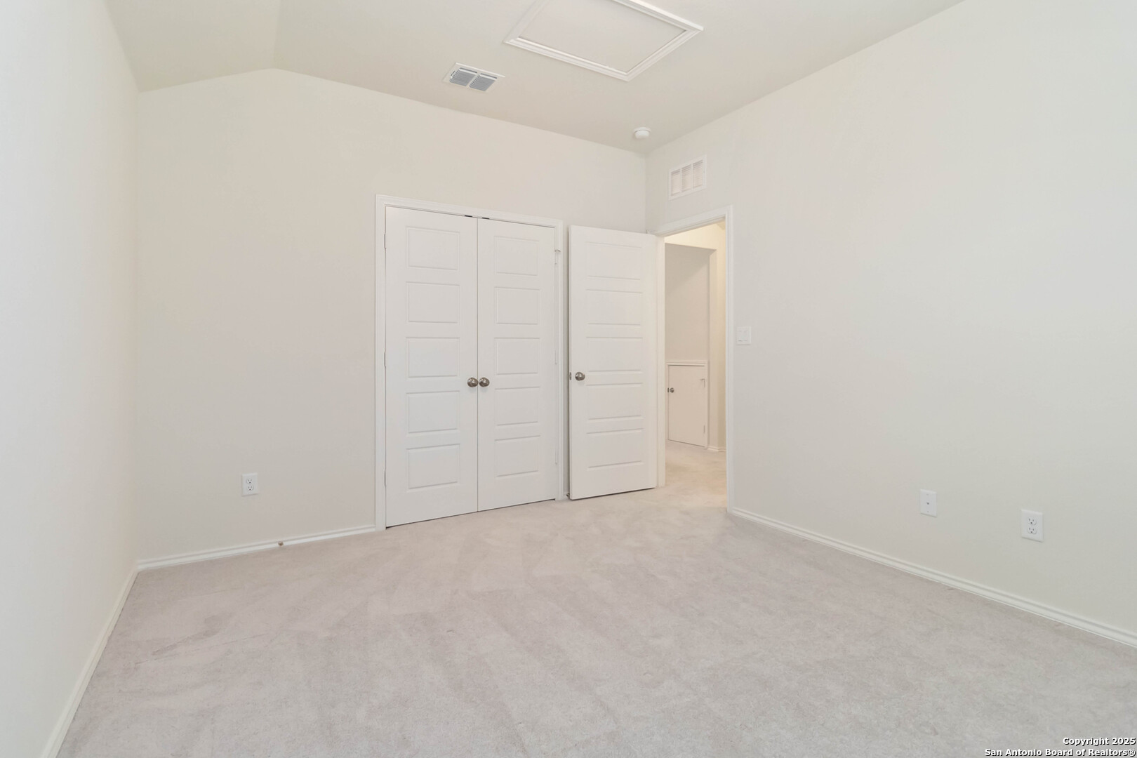 2275 Oak Run