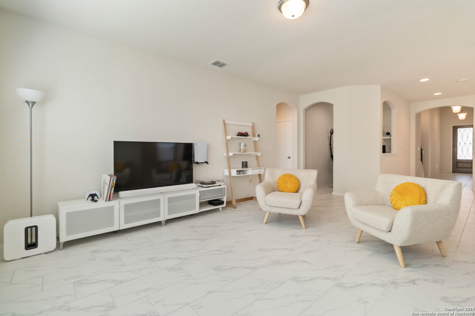 2275 Oak Run